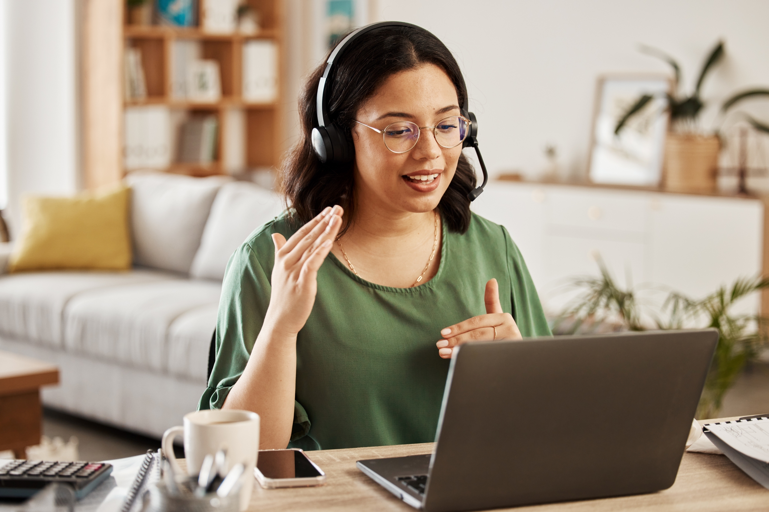 woman on laptop